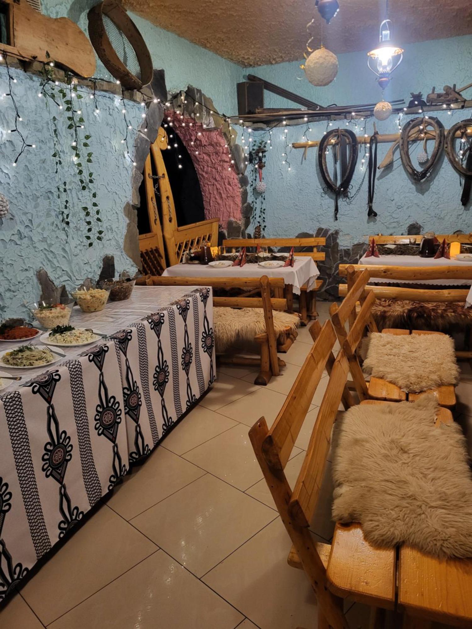 Glamping Gliczarow Klapnioki Bed & Breakfast Lesnica  Bagian luar foto