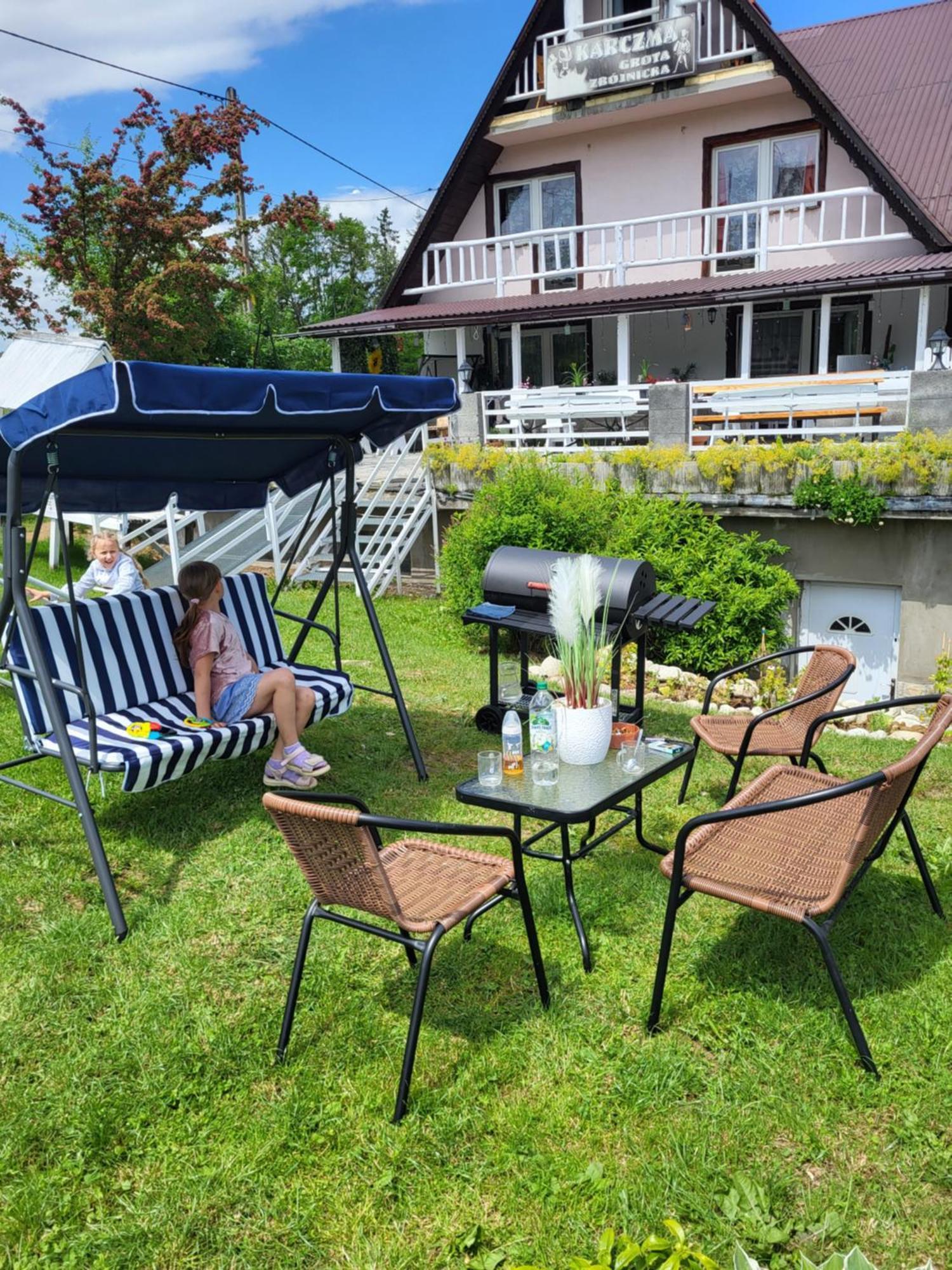Glamping Gliczarow Klapnioki Bed & Breakfast Lesnica  Bagian luar foto